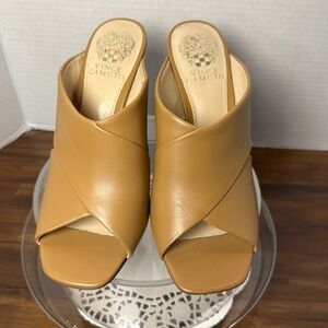 Vince Camuto Averessa Tan Leather Flared Block Heel Mules Square Toe Sandals 7.5